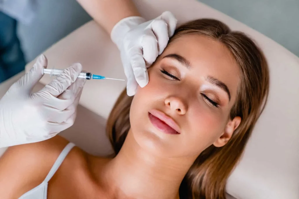 Injection procedure for cosmetic enhancement